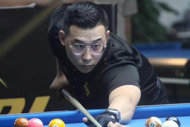 身穿国家队 身穿国家队